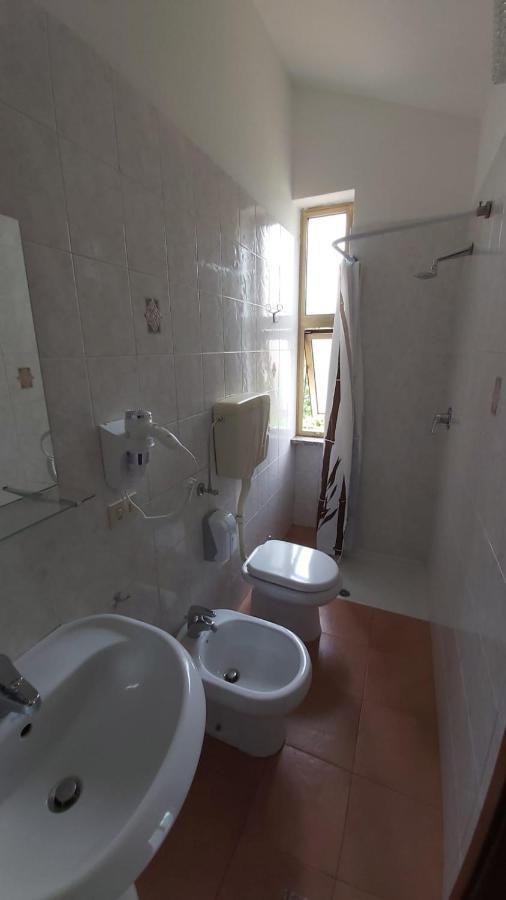 Orso Momo Hotel Calizzano Luaran gambar